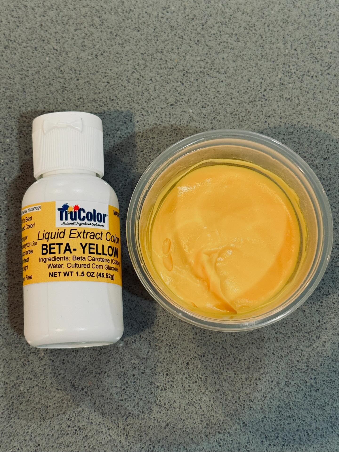 Beta Yellow Liquid Gel