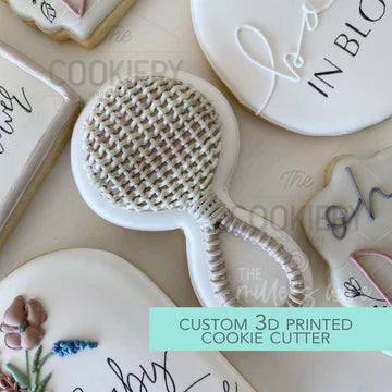 Cookie Cutter Rattle 4"