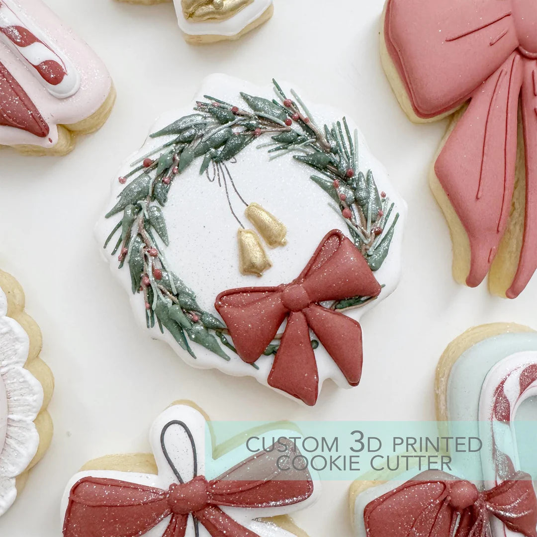 Christmas Wreath with Bow Cookie Cutter 3.5"