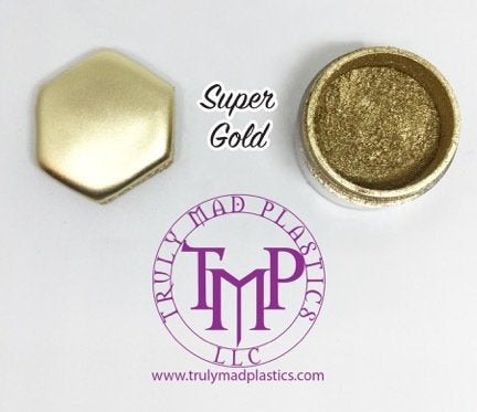 Gold Color Letters Example Using Luster Dust Super Gold Luster Dust – Boujee Baker Boutique